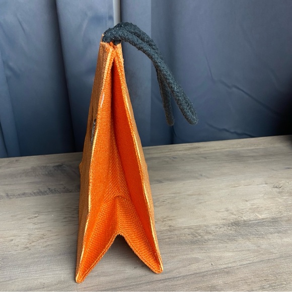 Halloween-themed burlap bag,  "BOO" Bag, Orange, Black‎ - Picture 5 of 10